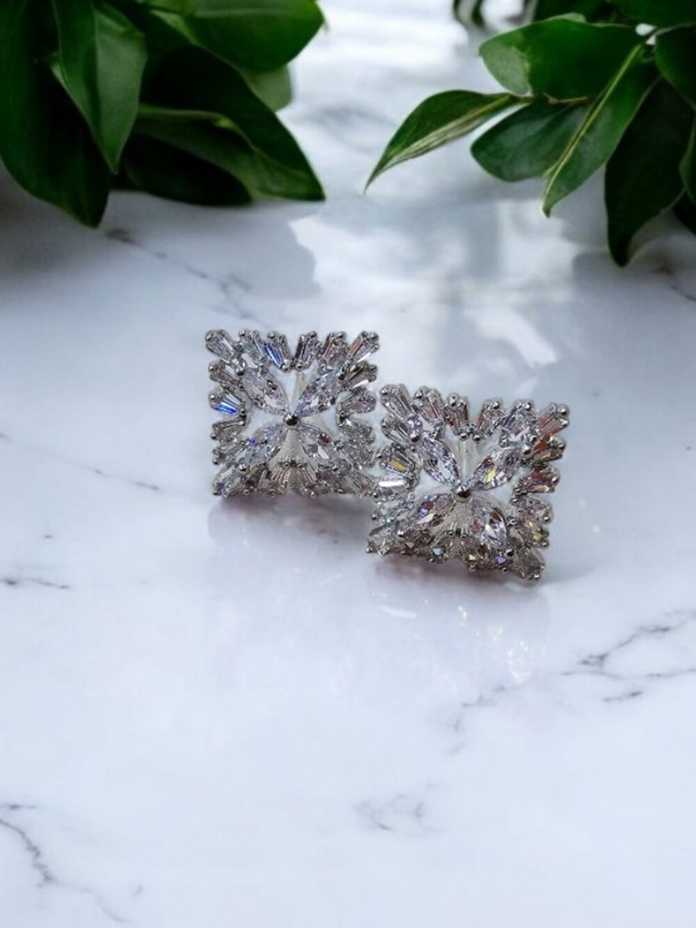 ELEGANT  RECTANGLE SILVER EARRING MADE BY KOREA